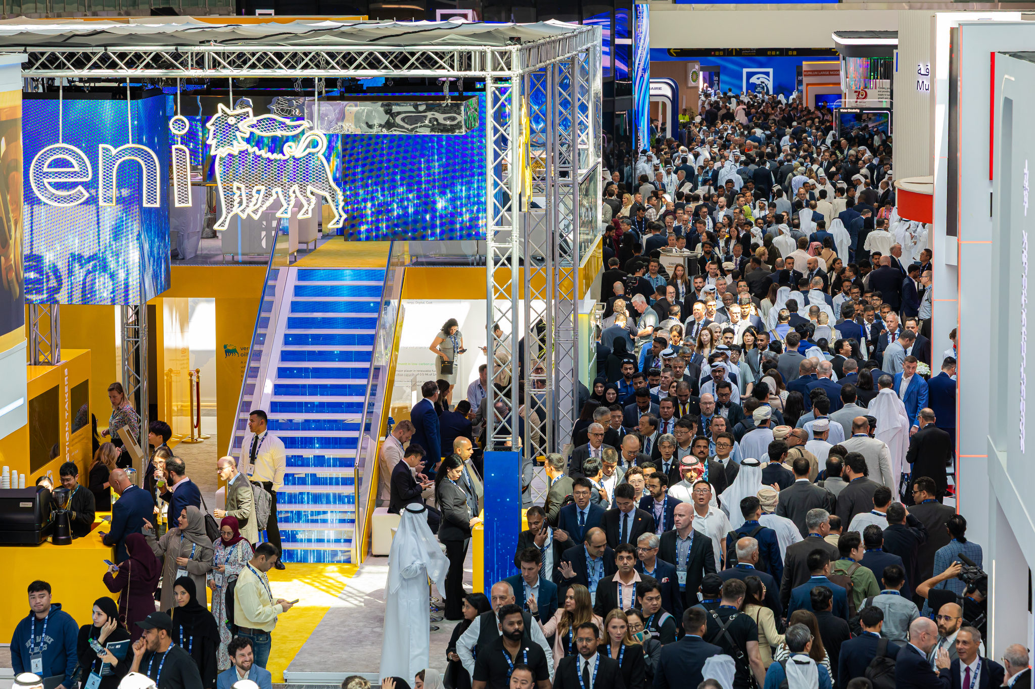 Adipec2025 Concourse & Atrium FI Resize 127